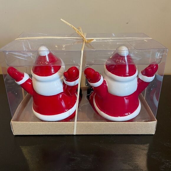 Tag Brand NIB Santa Claus Salt & Pepper Shakers - Picture 3 of 5